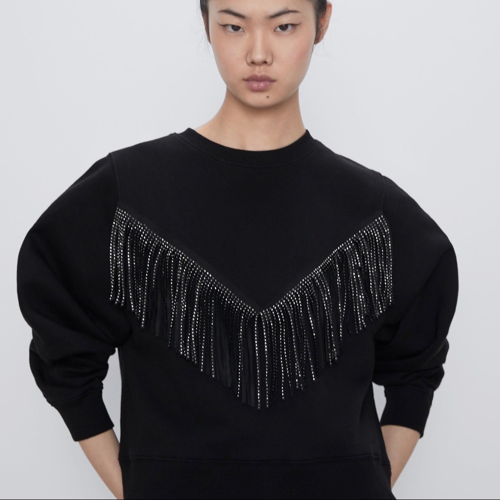 Zara NWT black sweatshirt with crystal fringe M
